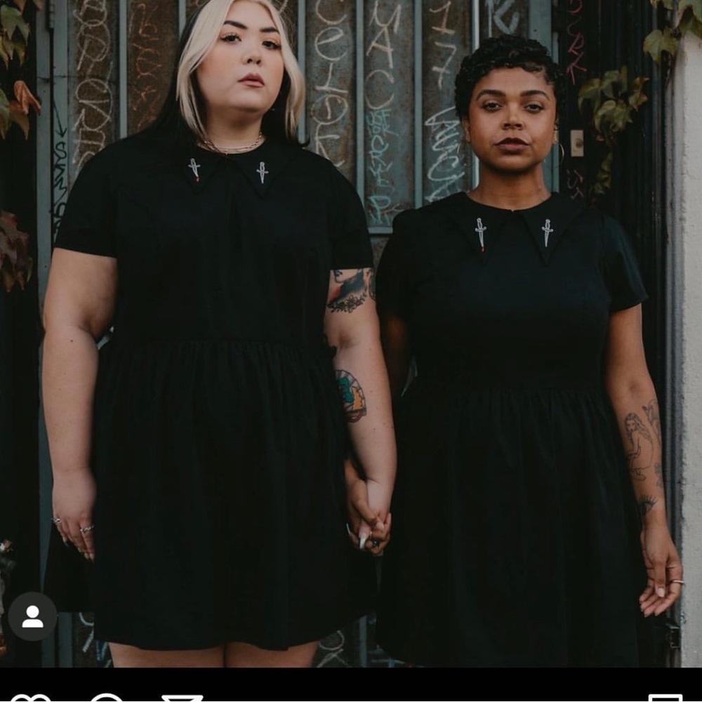 Tuesday of California Dagger Dress in Navy